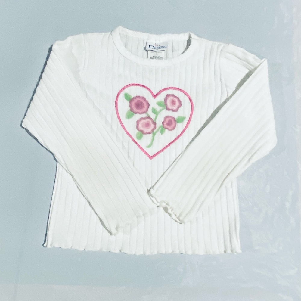 In Design White Long Sleeve with Pink Floral Heart